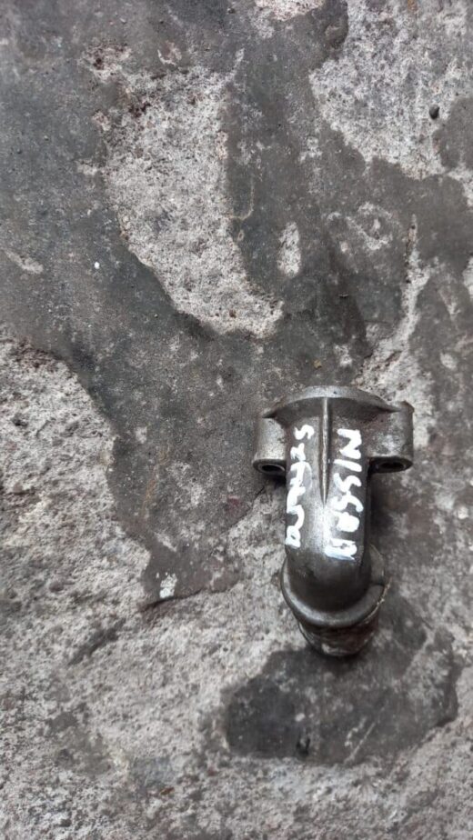 1995 Nissan Sentra 1.6 Water Pipe Piece – main product image