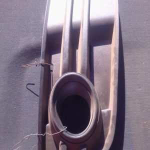 2012 Audi Q5 Right Spotlight Cover – Used – main product image