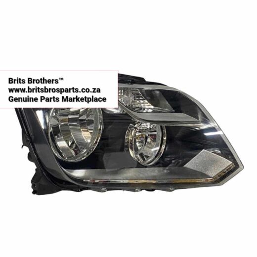 VW Amarok RHS Headlight 10 17 – main product image