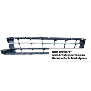 VW Passat Centre Grill 15 19 (W/Chrome mould) – main product image
