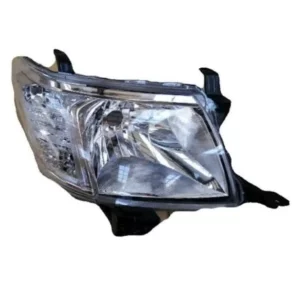 TYC TOYOTA HILUX 2011+ HEAD LAMP MANUAL WITH SOCKET RHS - main product image